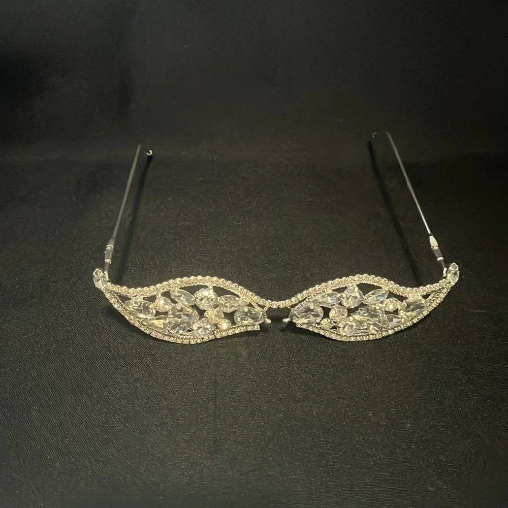 MASQUERADE GLASSES W/FREE CASE ✨✨✨ - Picture 7 of 9